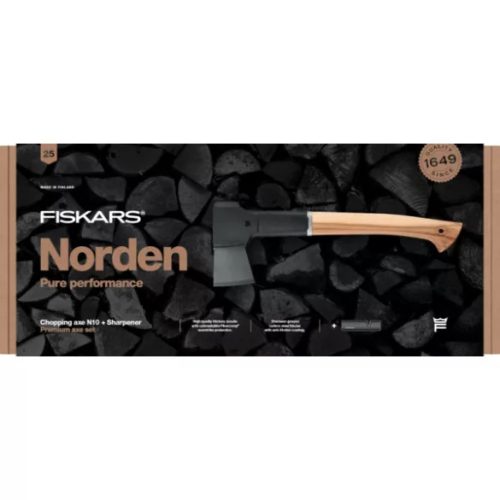 Fiskars N10 Norden ácsfejsze + élező díszdobozban